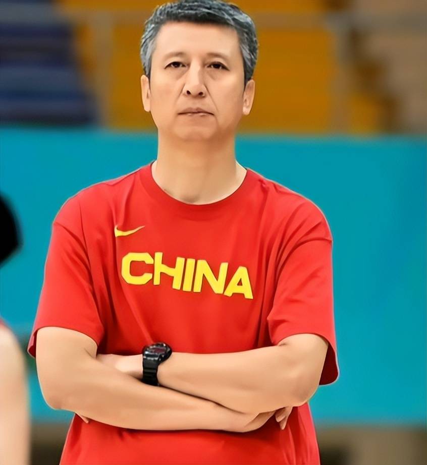 冲刺阶段塞维利亚备战CBA季后赛；扳平良机细节曝光；悬念犹存；临场指挥获称赞-英雄联盟S15队伍